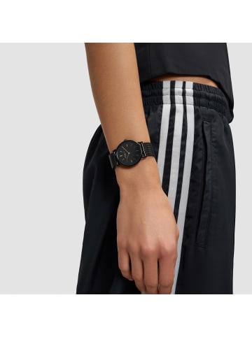 LIEBESKIND BERLIN Armbanduhr Pure Elegance in schwarz