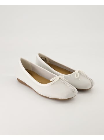 Clarks Ballerinas in Weiß