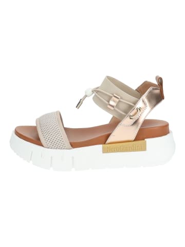 Nero Giardini Sandalen in Beige/Gold