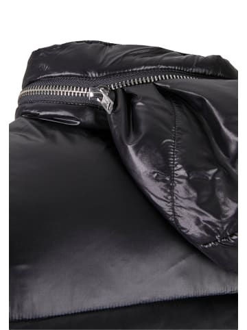 Urban Classics Urban Classics in black