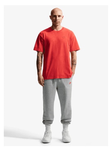 Nike Pantalones FN3787 in Dk Grey Heather/University Red