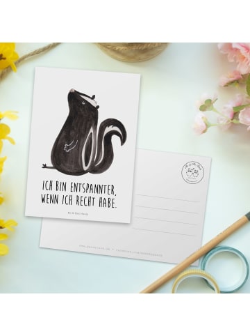 Mr. & Mrs. Panda Grußkarte Stinktier Sitzen mit Spruch in Weiß