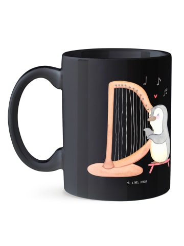 Mr. & Mrs. Panda Kaffeebecher Harfe mit Stil mit Spruch in Schwarz