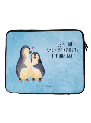 Mr. & Mrs. Panda Notebook Tasche Pinguin umarmen mit Spruch in Eisblau