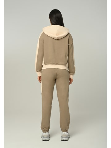 Tom Barron Trainingsanzug Women Regular Tracksuit With Zipper Top And Emboidery Design in braun