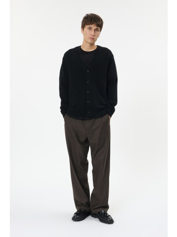 Matinique Strickjacke MAalpin Gerade Passform in Black