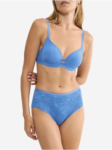 Triumph Maxislip Red Label Amourette Charm in CIEL