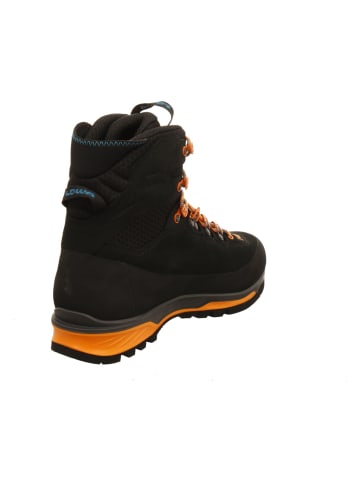 LOWA Bergstiefel in schwarz