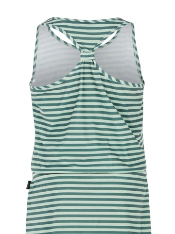 Protest " PRTIrena JR in Gentle Green