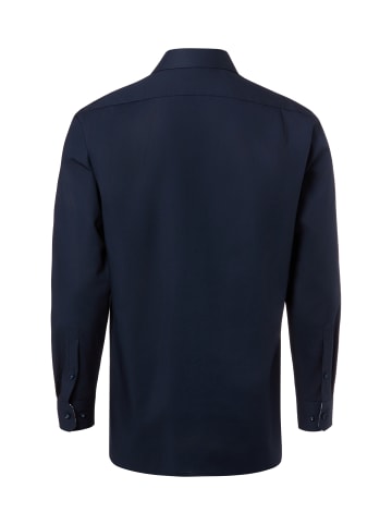 Andrew James Hemd in marine