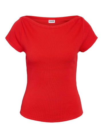 Noisy may T-Shirt in Tomato