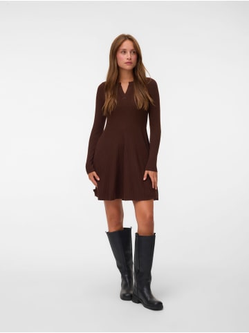 Vero Moda Strickkleid in Chestnut