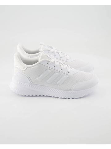 adidas Outdoor Schuhe in Weiß