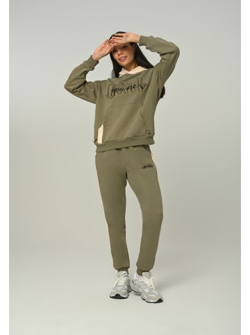 Tom Barron Trainingsanzug Women Regular Tracksuit With Embroidery Design in khaki