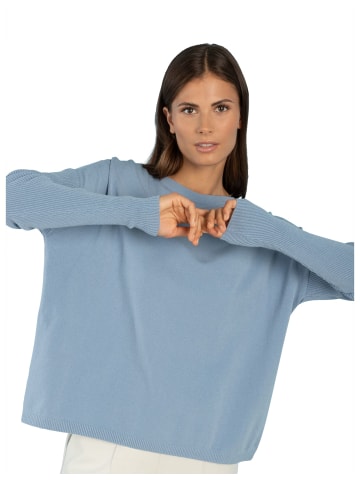 More & More Pullover in soft blue