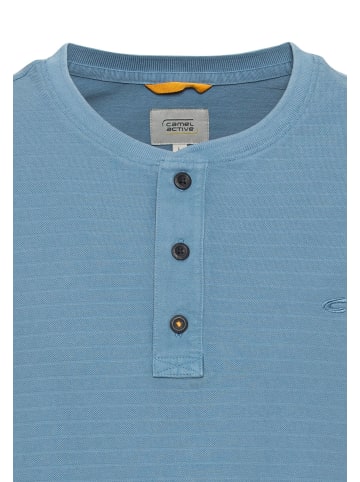 Camel Active Henleyshirt in Blau