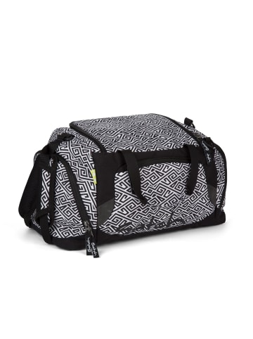 Satch Sporttasche Snow Safari in schwarz