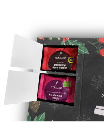 Mr. & Mrs. Panda Adventskalender Einhorn Sternenhimmel mit Spruch in Kreidetafel