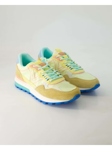 Victoria Sportliche Schnürschuhe in Gelb