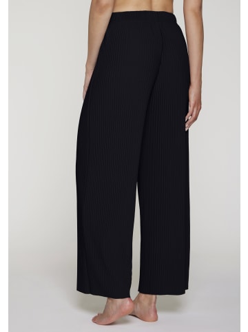 LASCANA Schlupfhose in schwarz