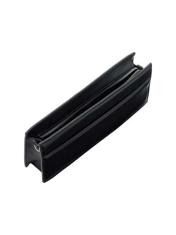 faina Women Shoulder Bag in Black