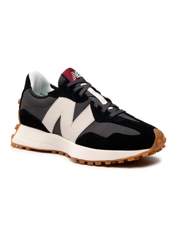 New Balance Sneaker WS327 in Schwarz