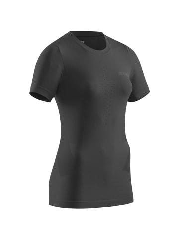 cep W BASE SHIRTS SHORT SLEEVE in Schwarz