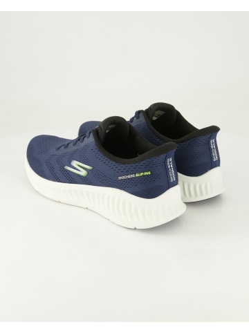 Skechers Slip On Sneaker in Blau