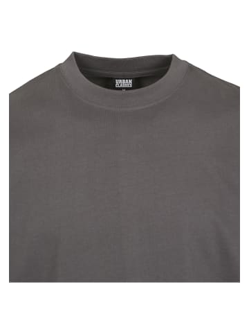 Urban Classics Tall Tees in darkshadow
