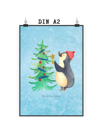 Mr. & Mrs. Panda Wandposter Pinguin Weihnachtsbaum ohne Spruch in Eisblau