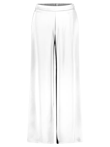 Vera Mont Modern fit Hose mit Taschen in Rohweiß