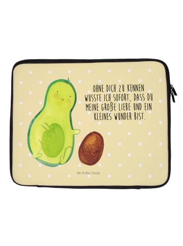 Mr. & Mrs. Panda Laptop Sleeve Avocado Kern rollt mit Spruch in Gelb Pastell