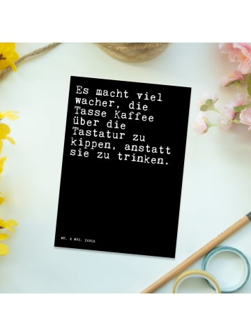Mr. & Mrs. Panda Ansichtskarte Es macht viel wacher,... mit Spruch in Schwarz