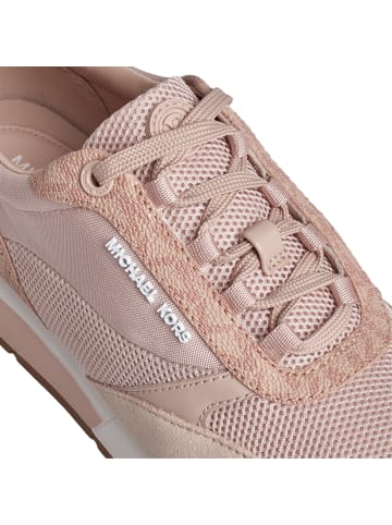 Michael Kors Sneakers in Pink