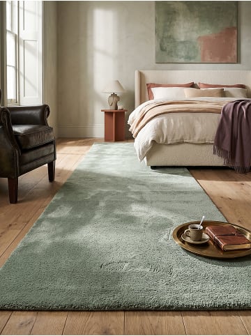 KADIMA DESIGN Hochflorteppich aus Polyester, 16 mm Flor auf Antirutsch-Rücken in Grün