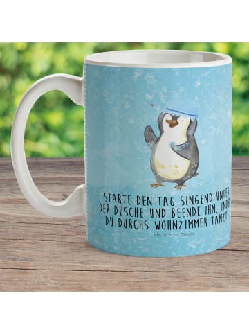 Mr. & Mrs. Panda Plastikbecher Pinguin Duschen mit Spruch in Eisblau