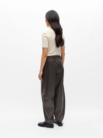 Object Lederhose in Seal Brown1