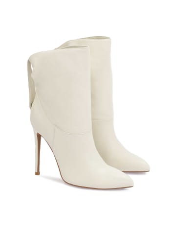 Kazar Boots in Creme