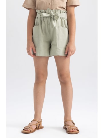 DeFacto Shorts PAPERBAG in Mint