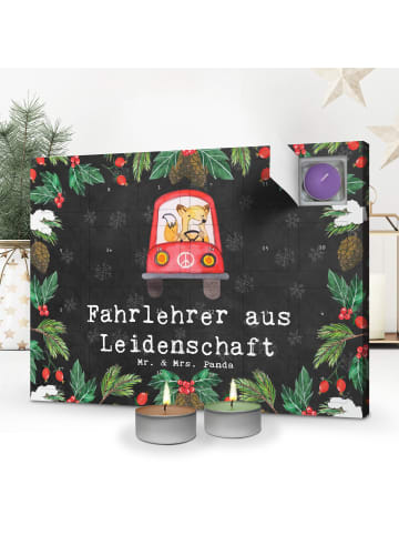 Mr. & Mrs. Panda Adventskalender Fahrlehrer Leidenschaft mit Spruch in Kreidetafel