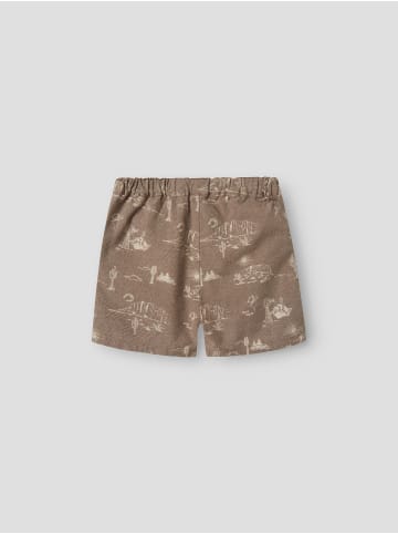 name it Shorts in Walnut