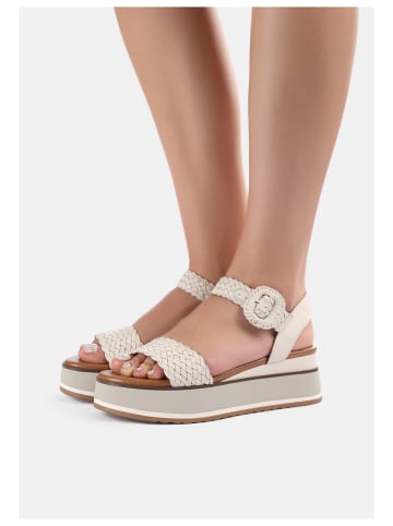 INUOVO Sandalen in Cream