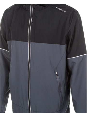 Endurance Jacke in Schwarz