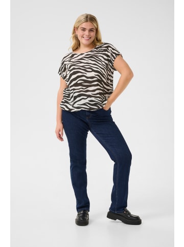 KAFFE curve Kurzarm-Bluse KCami Loose fit in Black/Chalk Animal Print