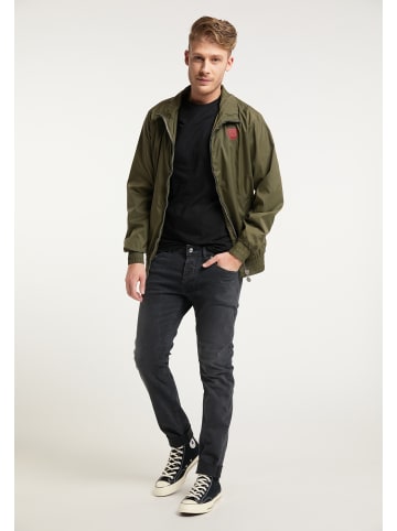 MO Herren Windbreaker in Oliv