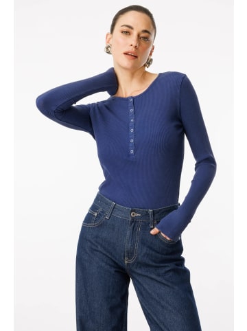 NO MATTER WHAT Blouse in Dunkelblau
