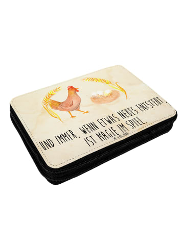 Mr. & Mrs. Panda Federmäppchen Huhn Stolz mit Spruch in Vintage