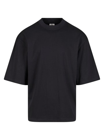 Urban Classics T-Shirts in black