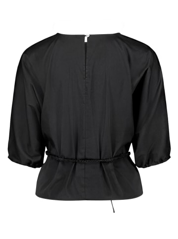 Zero Casual-Bluse mit Gürtel in Black Beauty