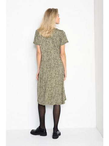 Kaffe Kleid KAmolly Regular fit in Grape Leaf / Tapioca Flower